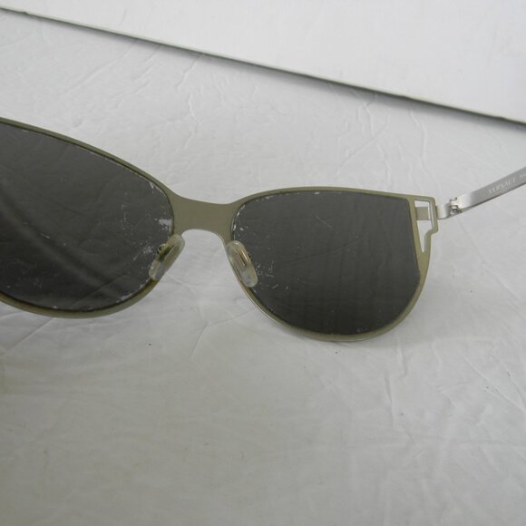VERSACE WM\'S SILVER SUNGLASSES W/CASE AND BOX main image 13